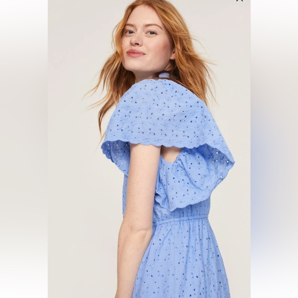 Slate & Willow | Blue Eyelet Dress - Picture 2 of 5